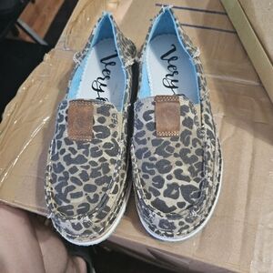 Very G Cheetah Print Shoes